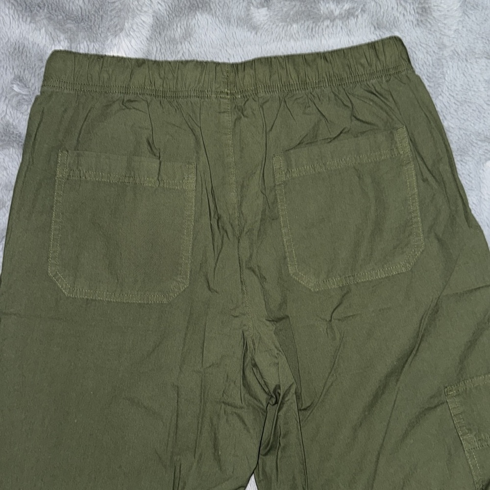 NWT Aerie Green Cargo Pants Utility Style - Picture 3 of 4